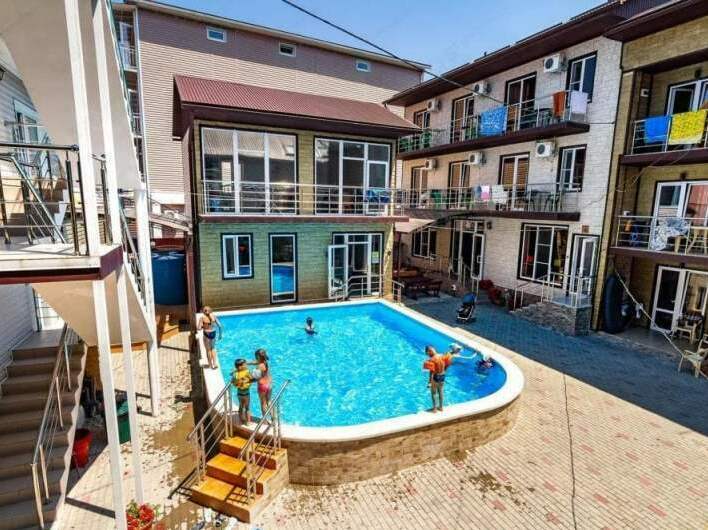 Hotel Laguna