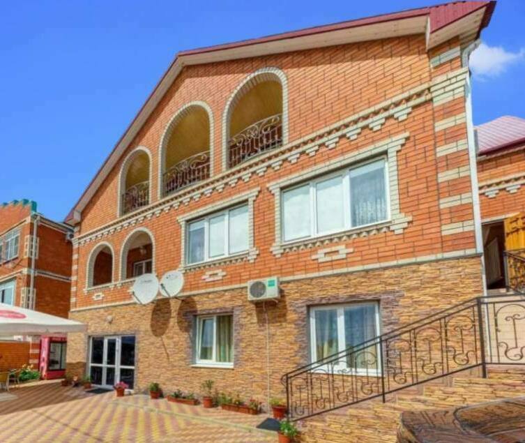 George hotel