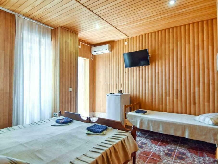 Mika Hotel