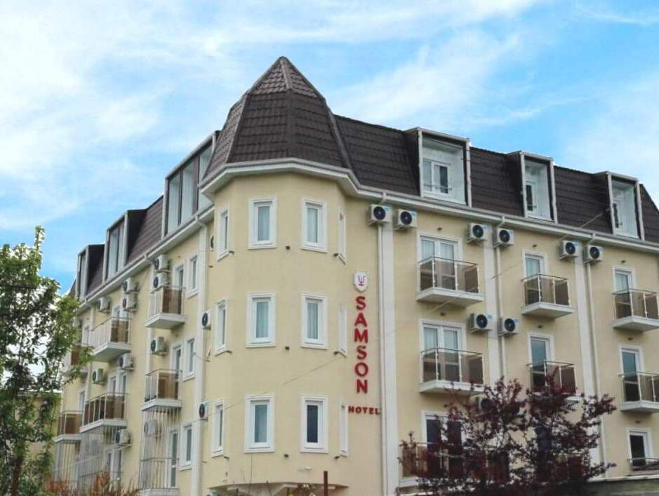 Samson Hotel