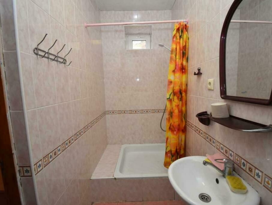  Yugra hotel