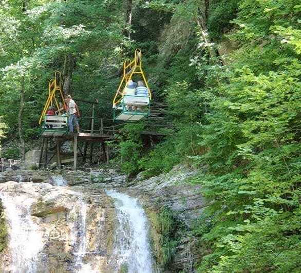 Tenginsky Waterfall 