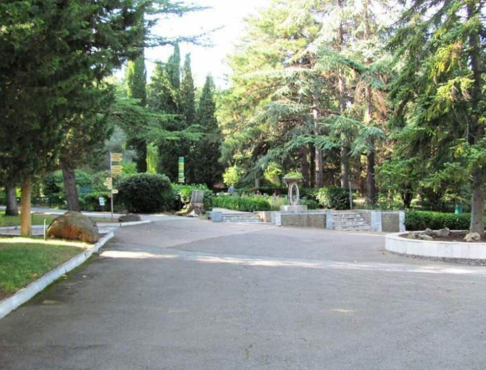 sanatoriy alushtinskiy
