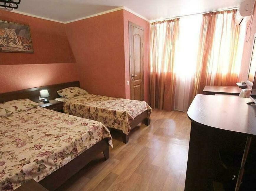 Elena hotel