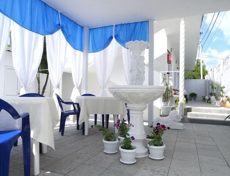 Crystal roca Hotel