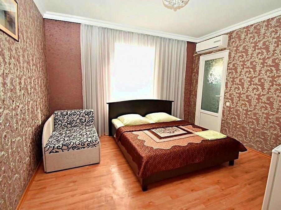 Liana Hotel