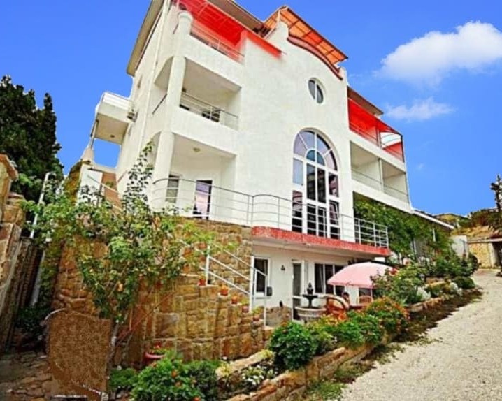 Marcel hotel