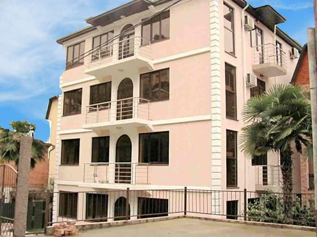 Hyacinth Hotel