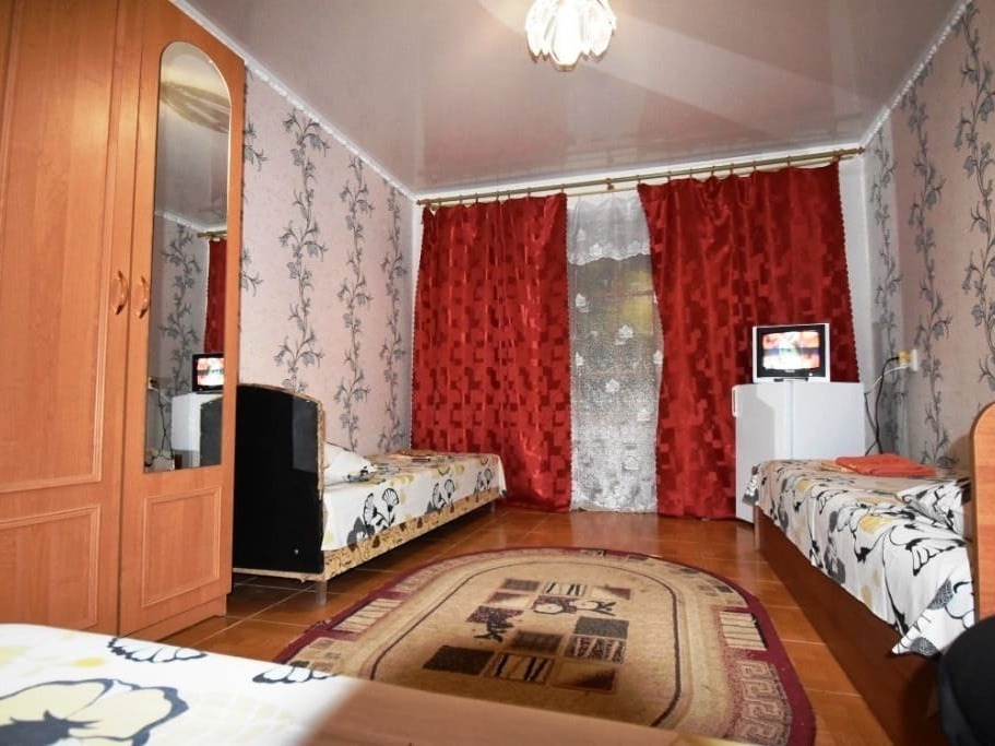Oasis-Yug Hotel