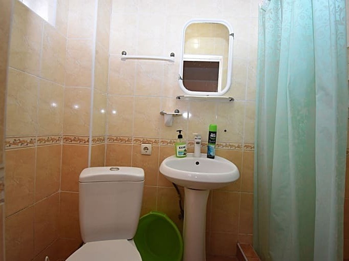Hotel Lenura