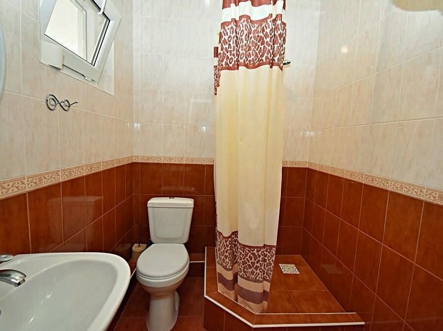 Liana Hotel