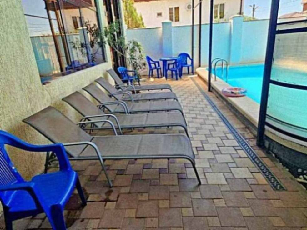 Breeze family hotel