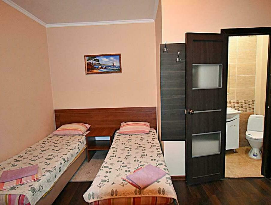 Sunny Hotel