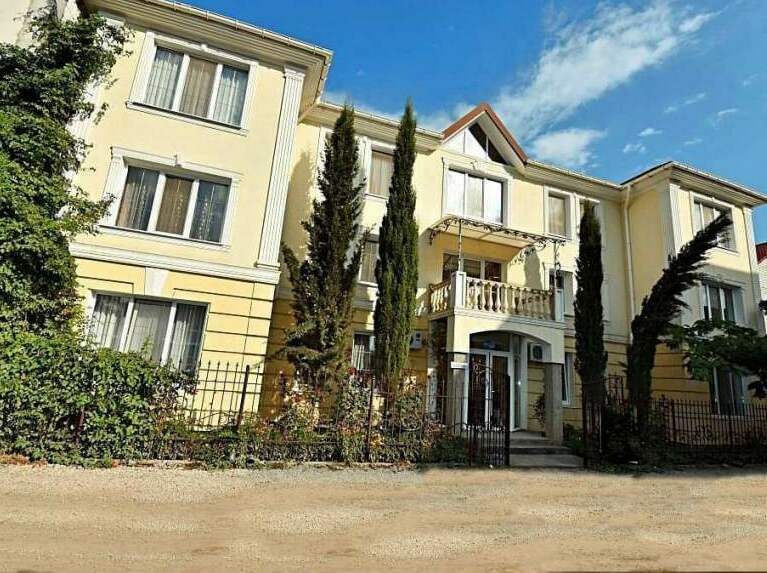 Liana Hotel