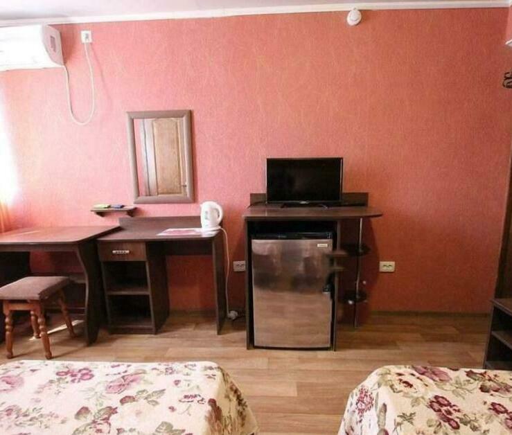 Elena hotel