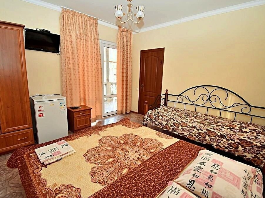 Liana Hotel
