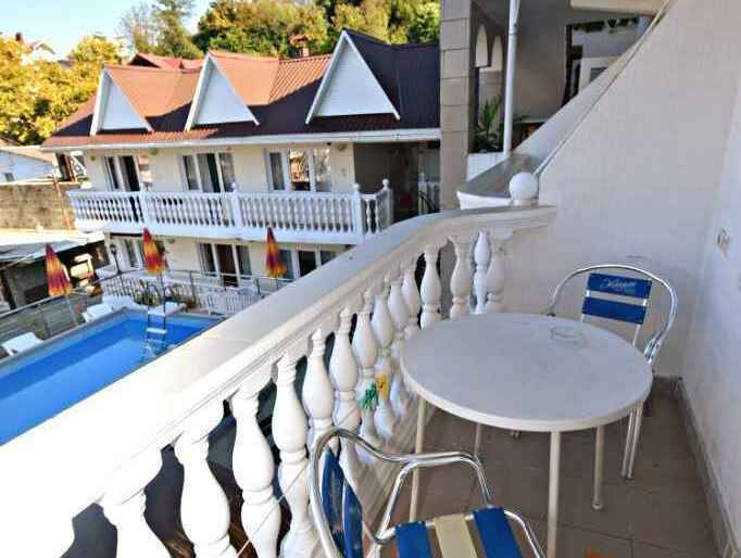 Hotel Ariana