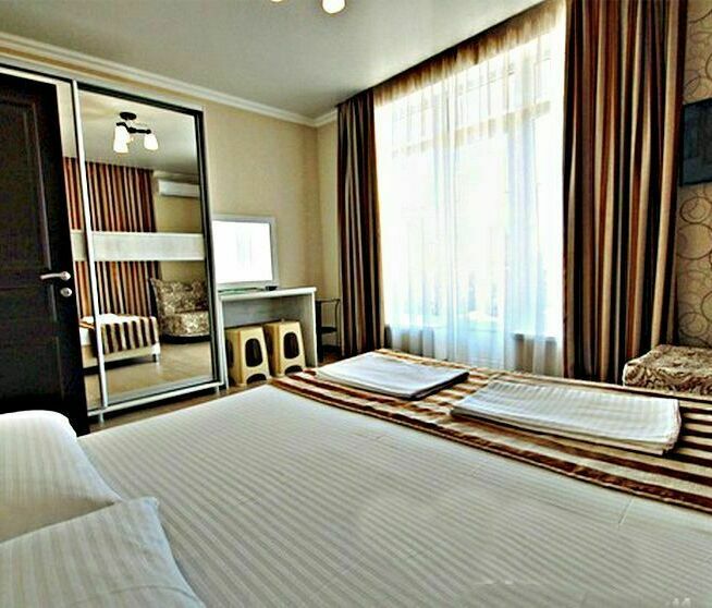 Hotel Pattern