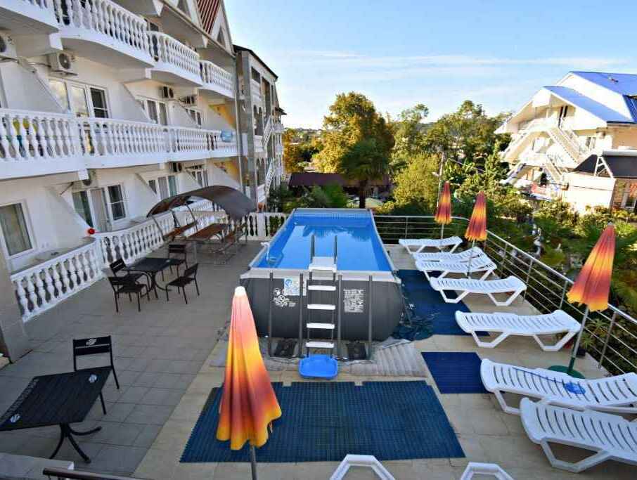 Hotel Ariana